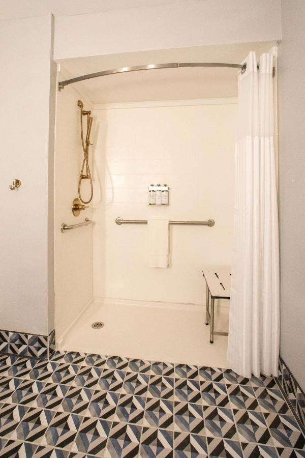 Hotel Denim Greensboro Ngoại thất bức ảnh