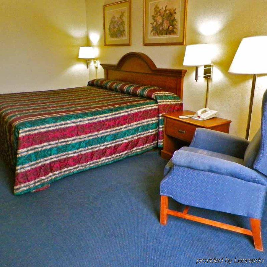 Hotel Denim Greensboro Ngoại thất bức ảnh