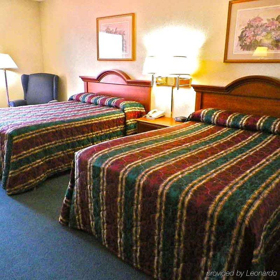Hotel Denim Greensboro Ngoại thất bức ảnh