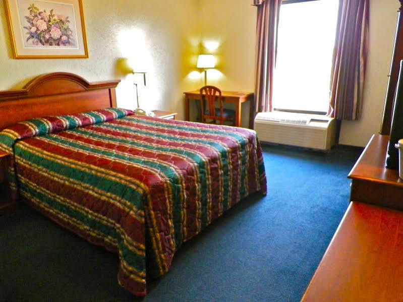 Hotel Denim Greensboro Ngoại thất bức ảnh