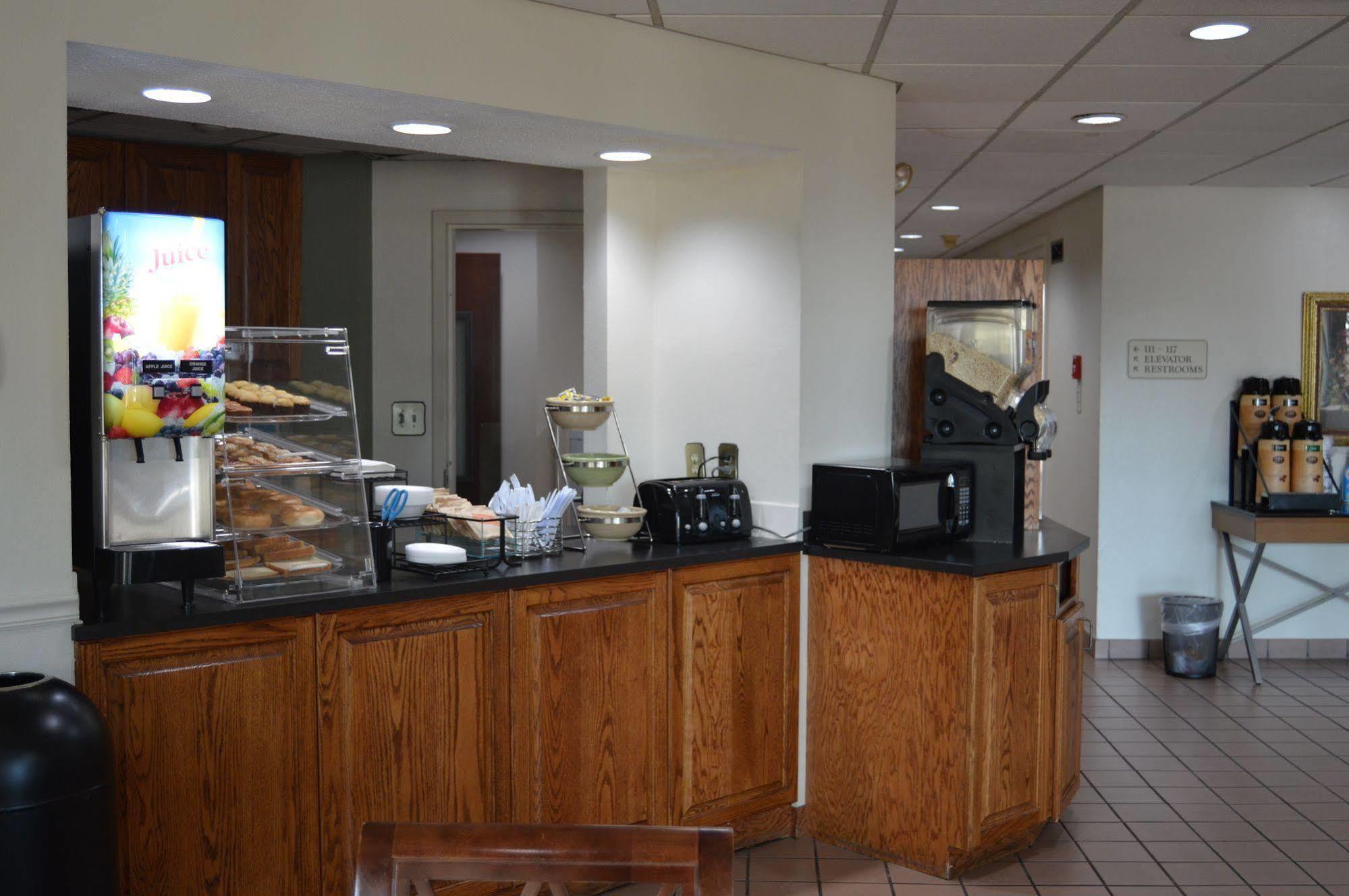 Hotel Denim Greensboro Ngoại thất bức ảnh